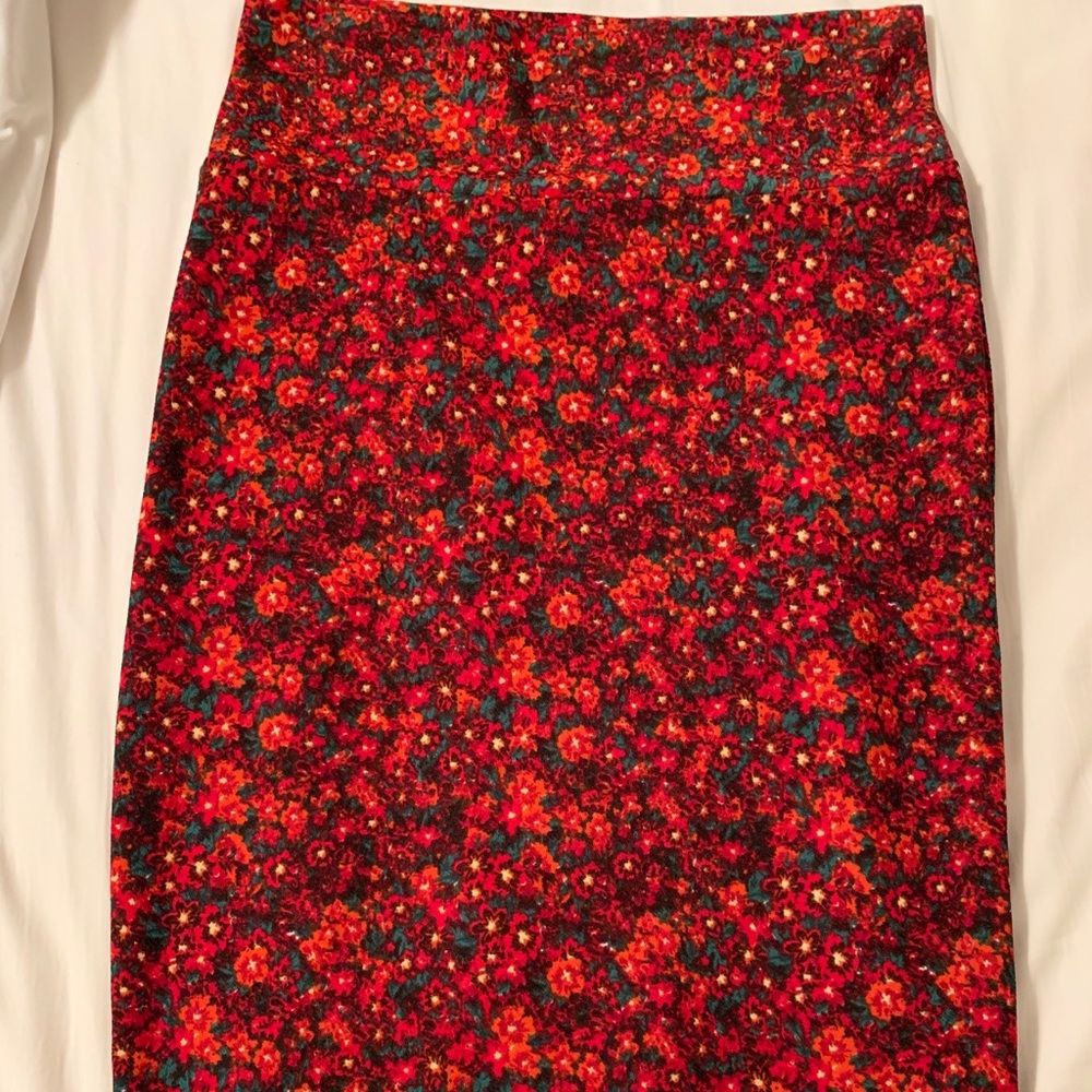 LuLaRoe Cassie pencil skirt S